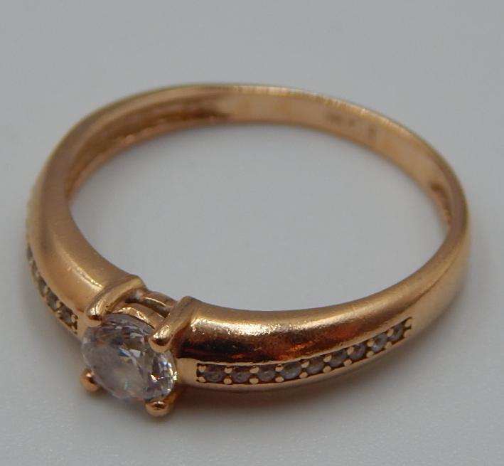 Кольцо из красного золота с цирконием (30808819) 3