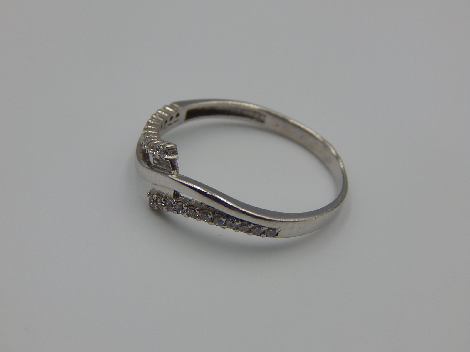 Серебряное кольцо с цирконием (33478561) 2