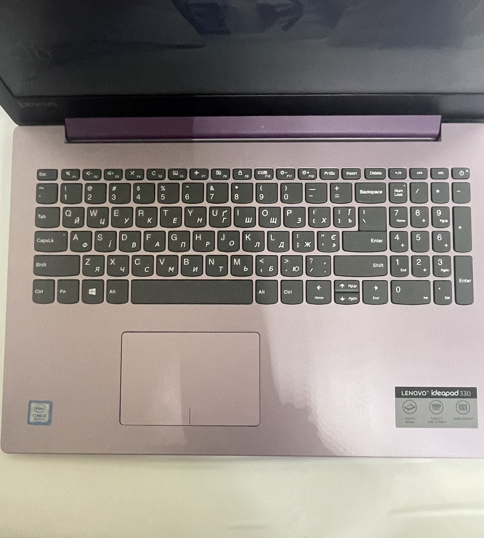 Ноутбук Lenovo IdeaPad 330-15IKB (Intel Core i3-8130U/8Gb/SSD256Gb) (33809250) 1