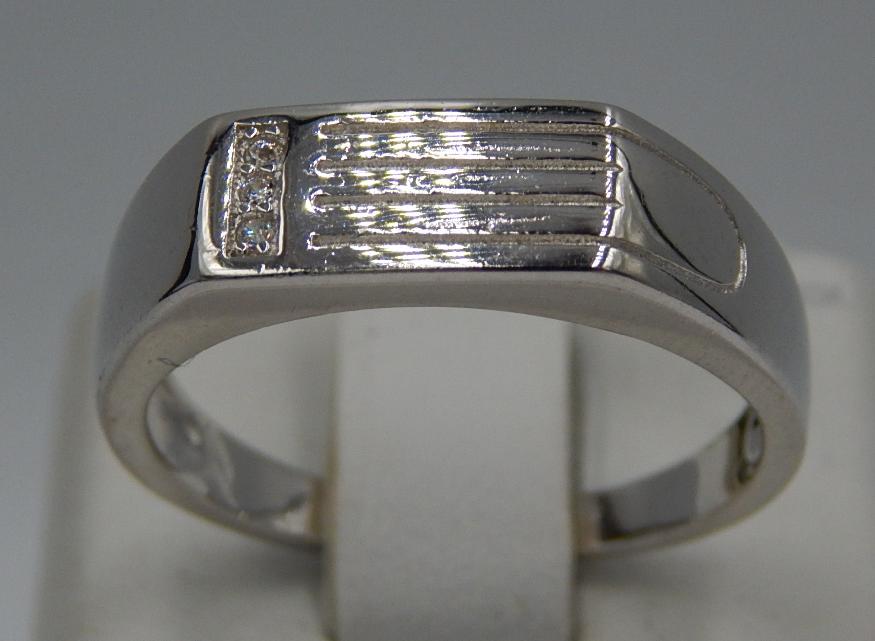 Серебряный перстень с цирконием (29477775) 0