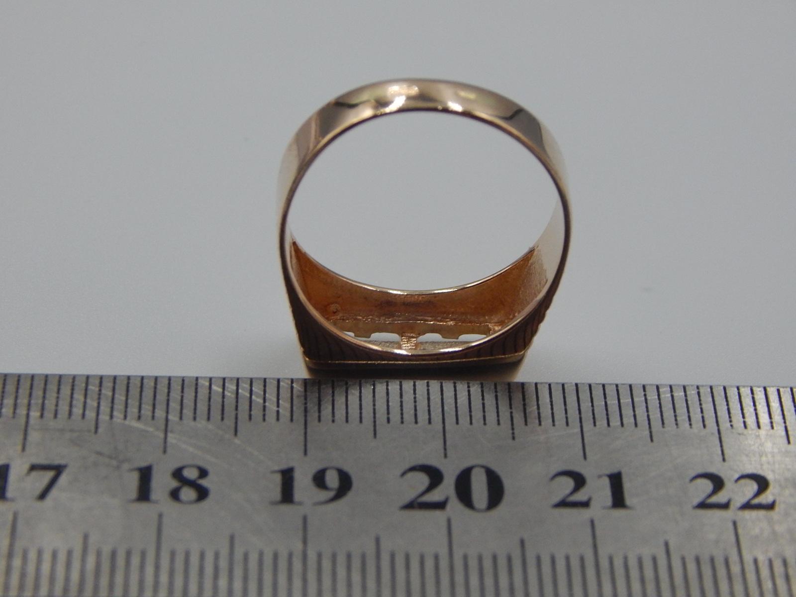 Перстень из желтого и белого золота с цирконием (31761473)  5