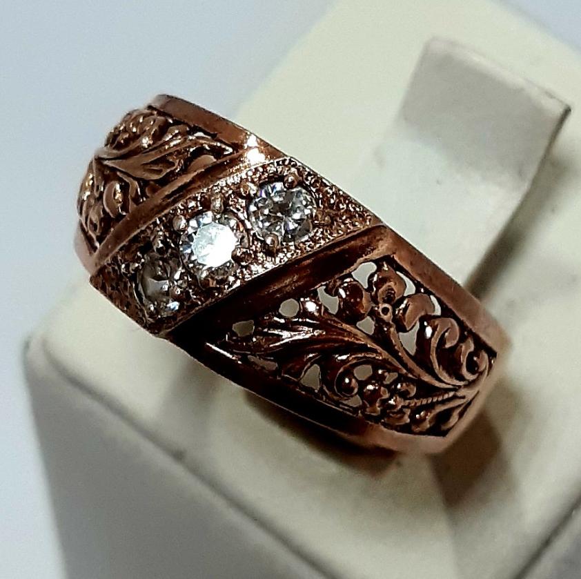 Серебряное кольцо с позолотой и цирконием (33647282) 0