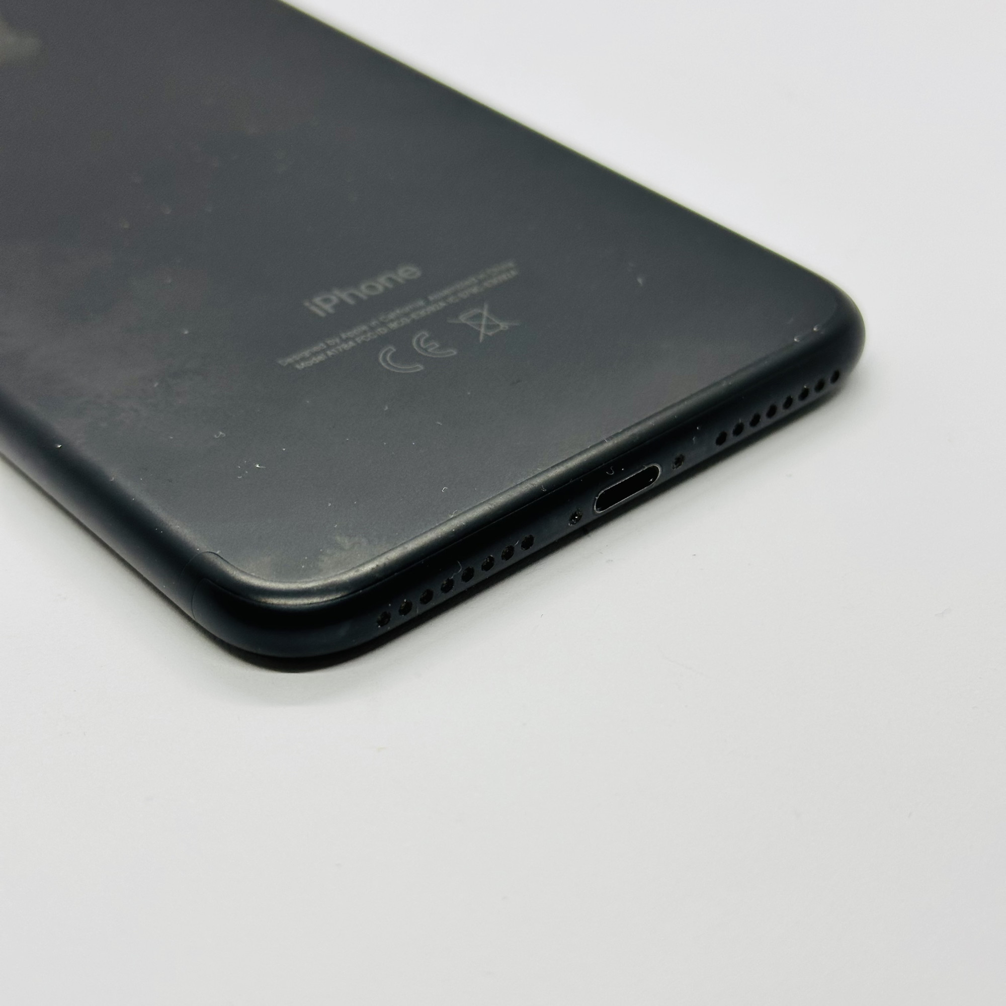 Apple iPhone 7 Plus 32Gb Black  2