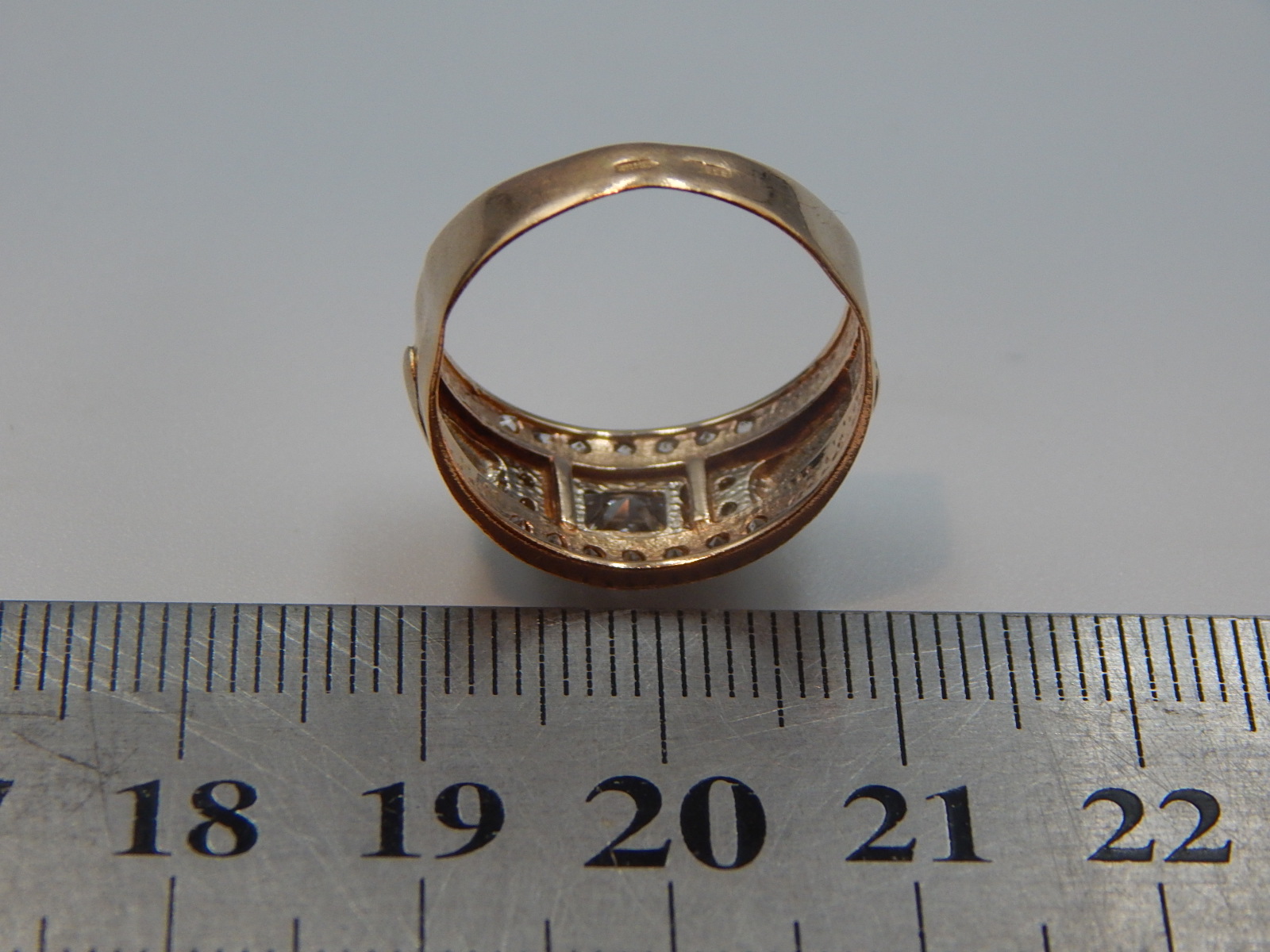 Кольцо из красного и белого золота с цирконием (31593725) 5