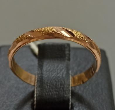 Обручальное кольцо из красного золота (32891837) 0