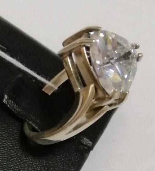 Серебряное кольцо с цирконием (28138362) 1