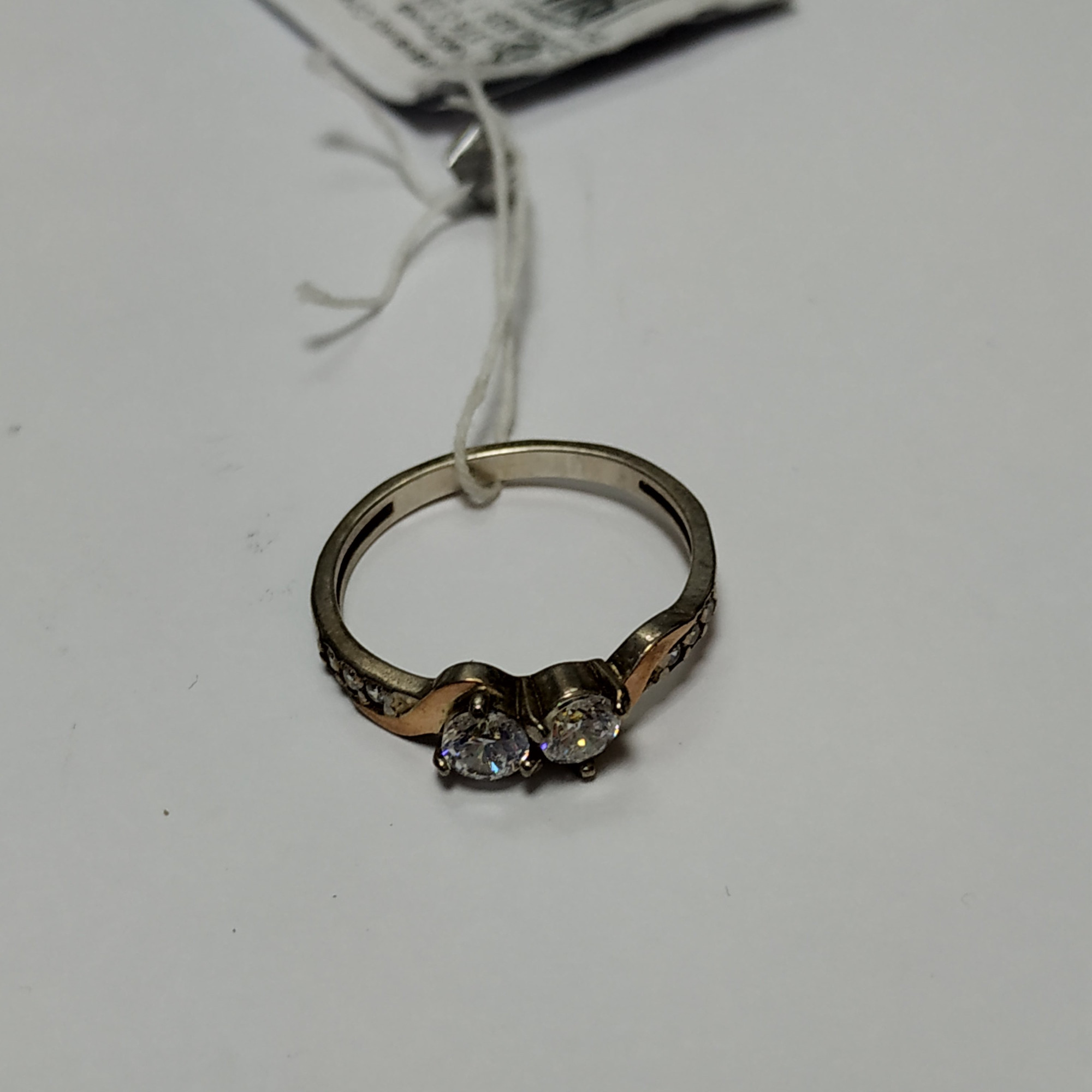 Серебряное кольцо с позолотой и цирконием (30569096) 1