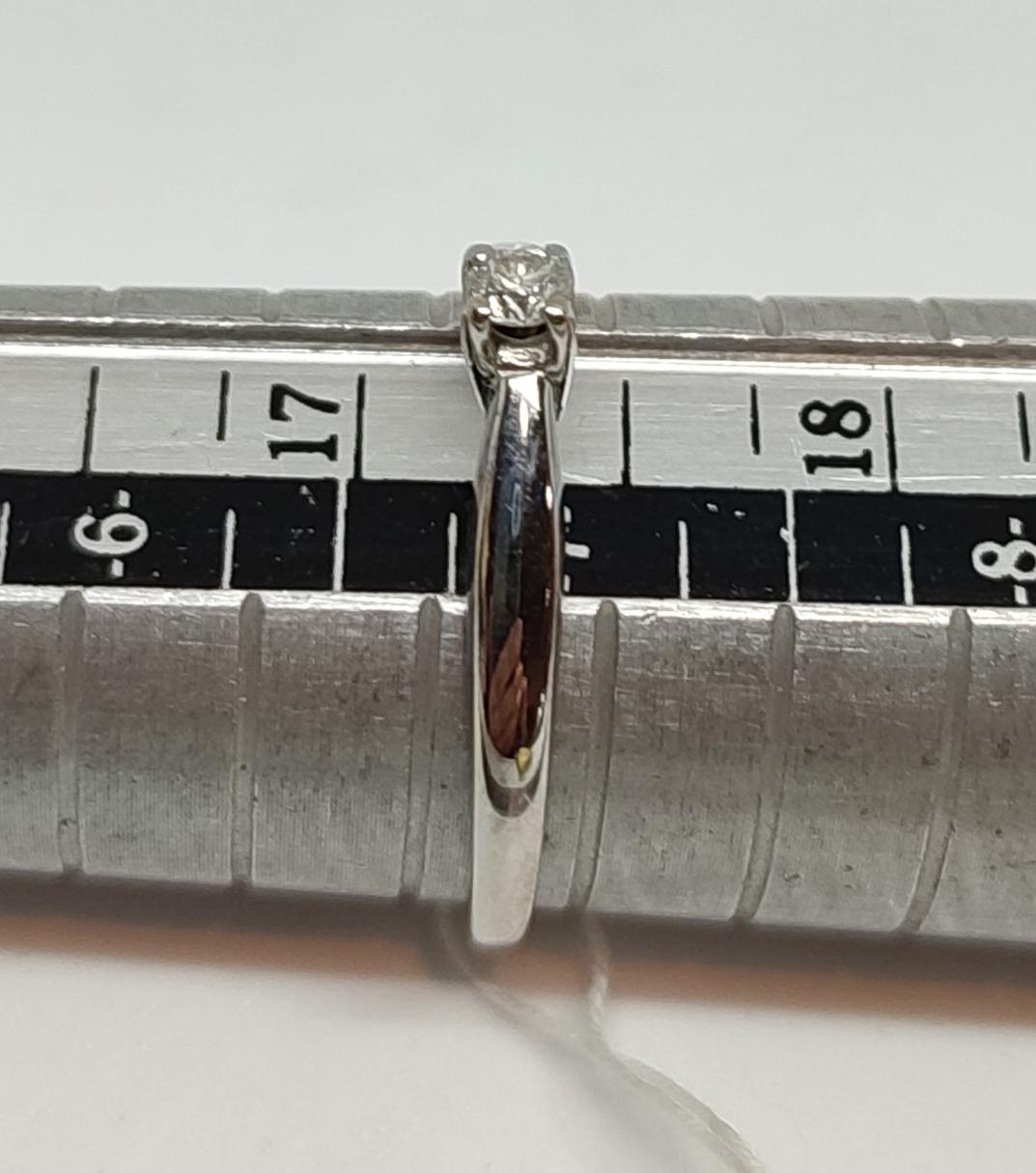 Кольцо из белого золота с бриллиантом (-ми) (27416561) 5