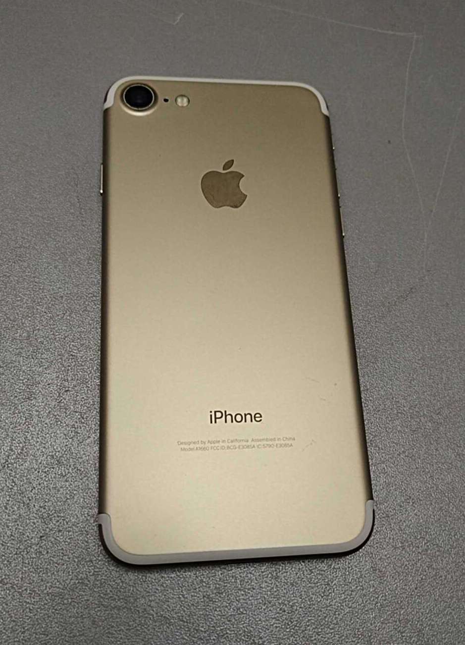 Apple iPhone 7 128Gb Gold (MN942) 18