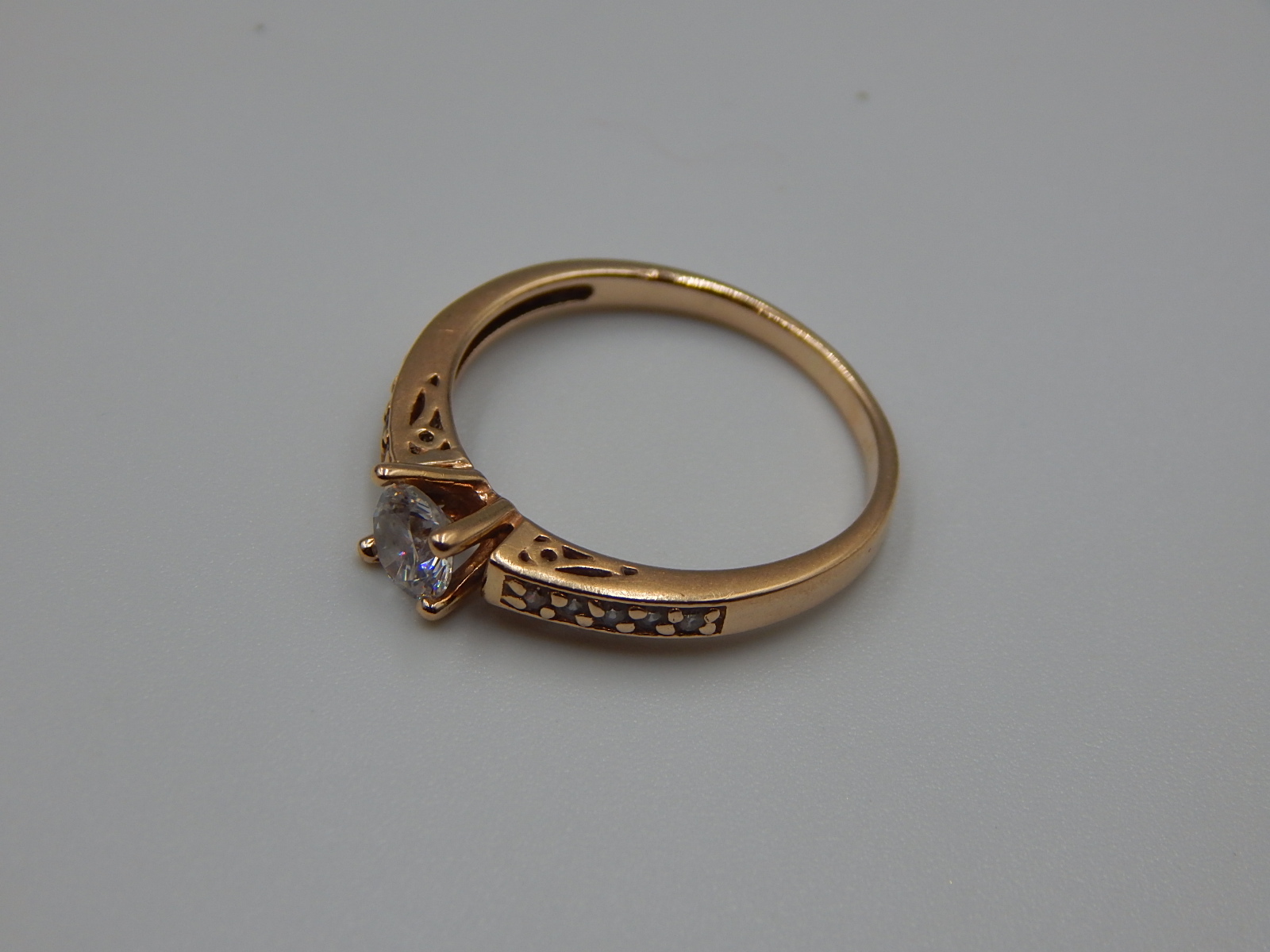 Кольцо из красного золота с цирконием (31877081) 3