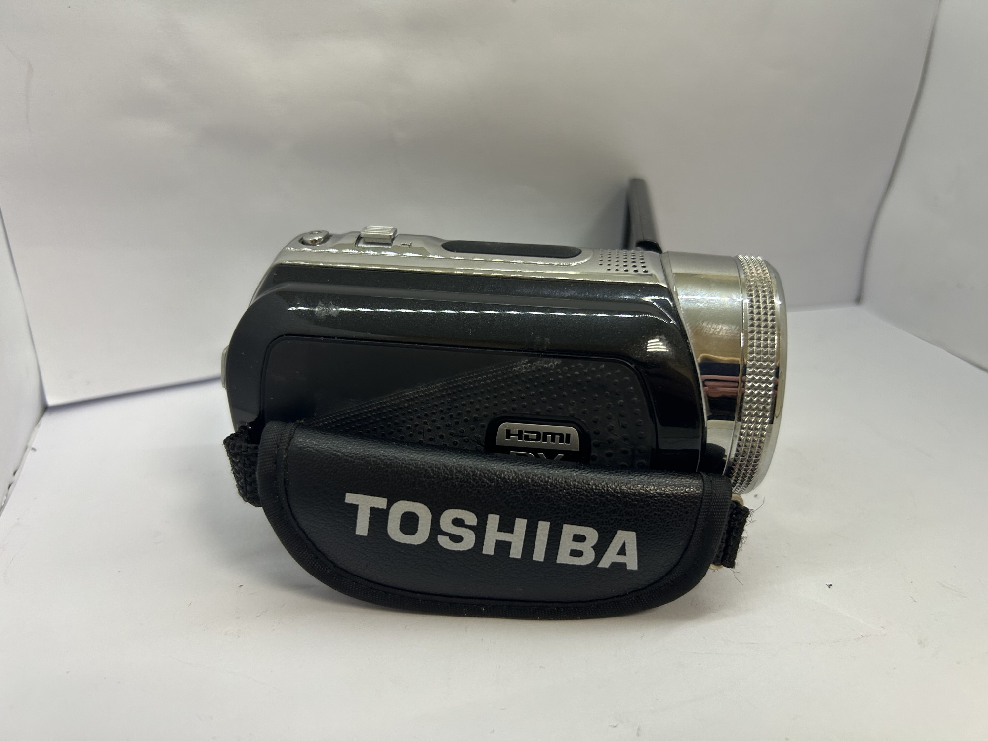 Видеокамера Toshiba Camileo H20 1