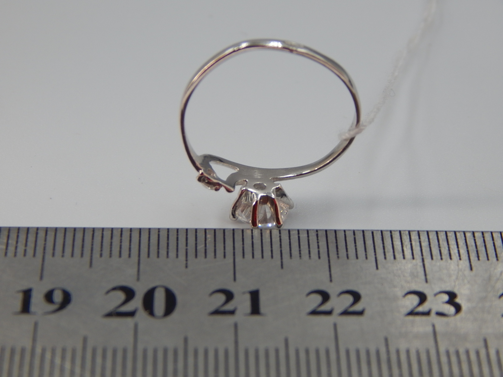 Серебряное кольцо с цирконием (30667518) 4