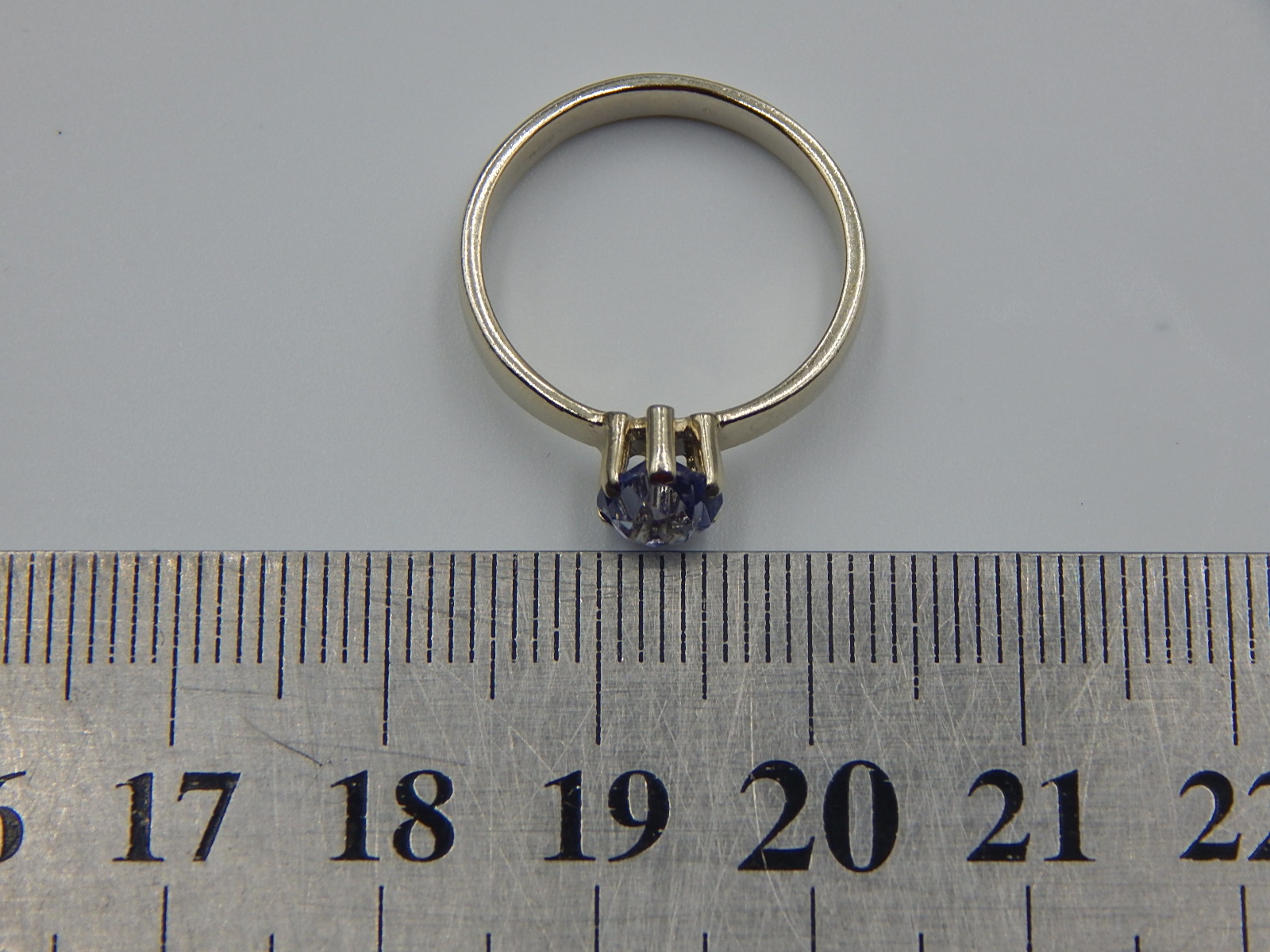 Кольцо из белого золота с цирконием (33724997) 4