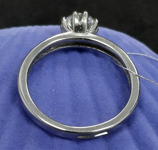 Серебряное кольцо с цирконием (31277679) 3