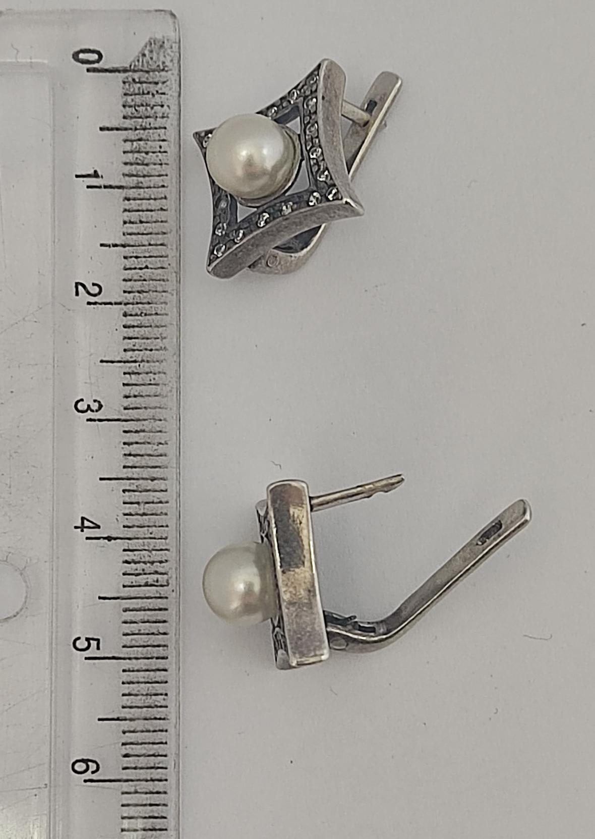 Серебряные серьги с жемчугом и цирконием (33770268) 3