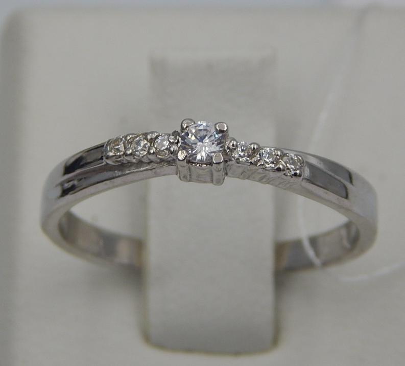 Серебряное кольцо с цирконием (30110478) 0