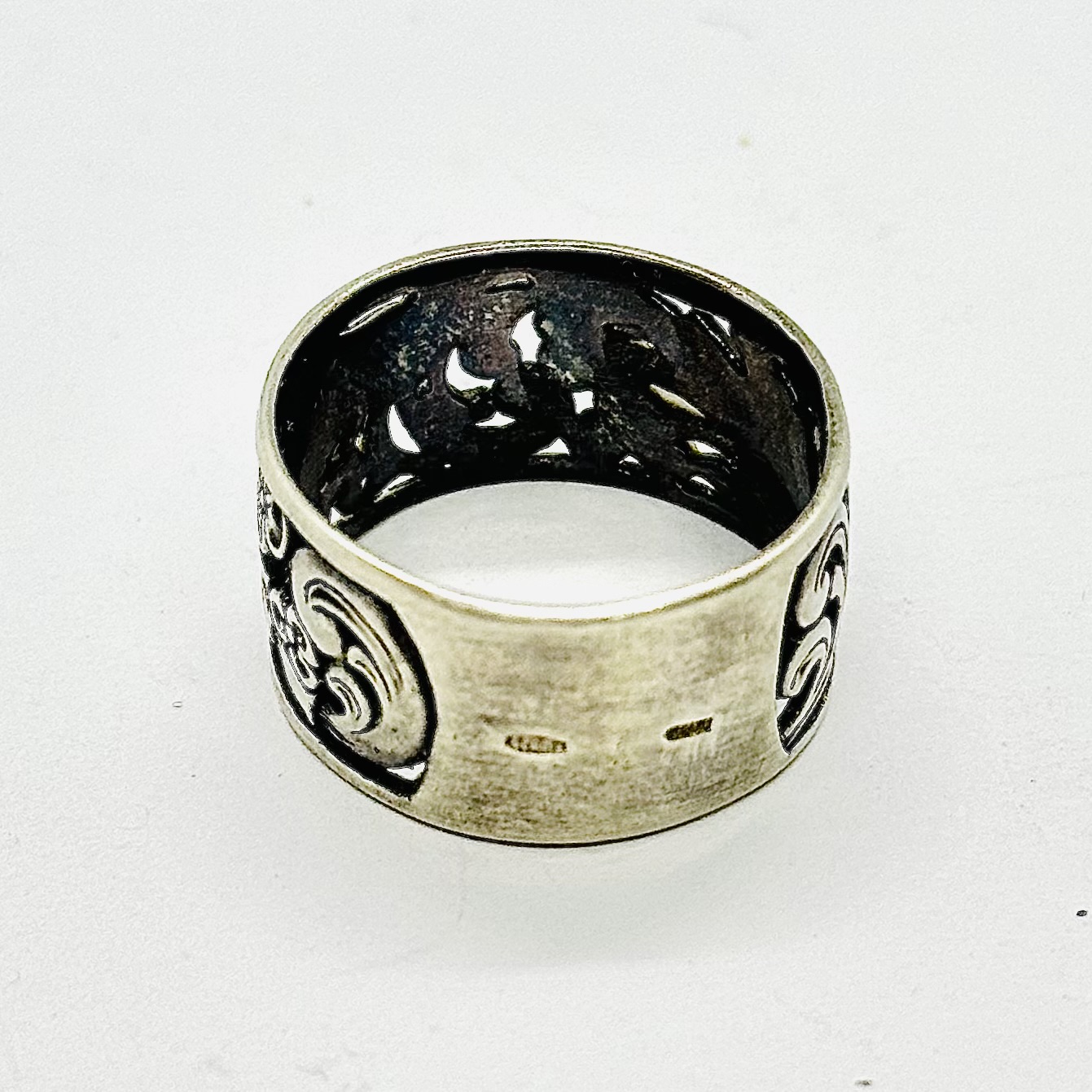 Серебряное кольцо (33746097) 2