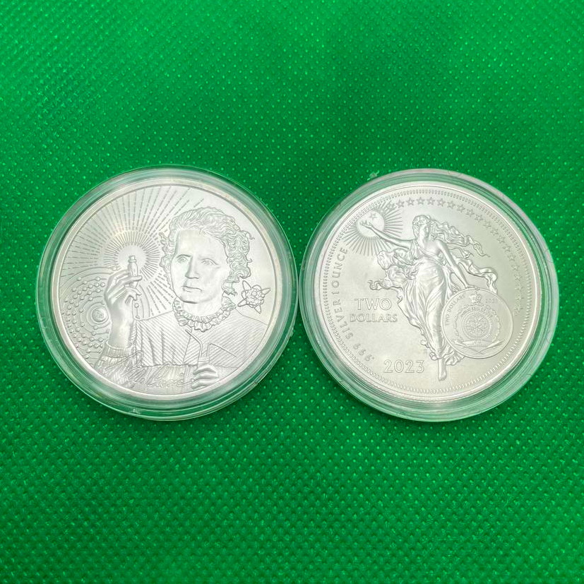Серебряная монета 1oz Иконы Инноваций: Мария Кюри 2 доллара 2023 Ниуэ (30284426) 4