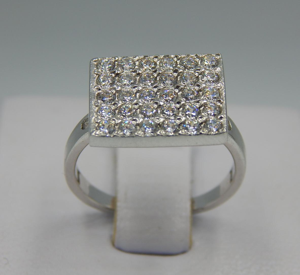 Серебряное кольцо с цирконием (33454301) 0