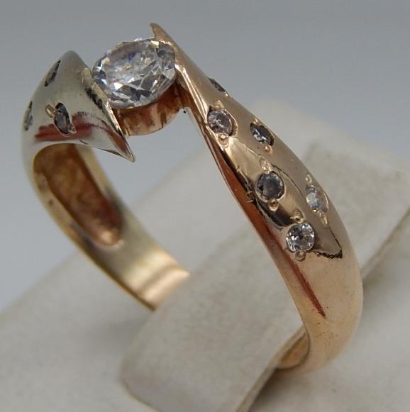 Кольцо из красного и белого золота с цирконием (28166216) 2