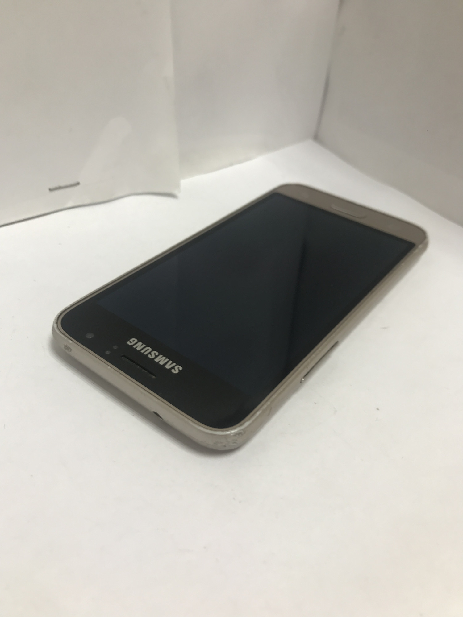 Samsung Galaxy J1 (SM-J120H) 1/8Gb  4