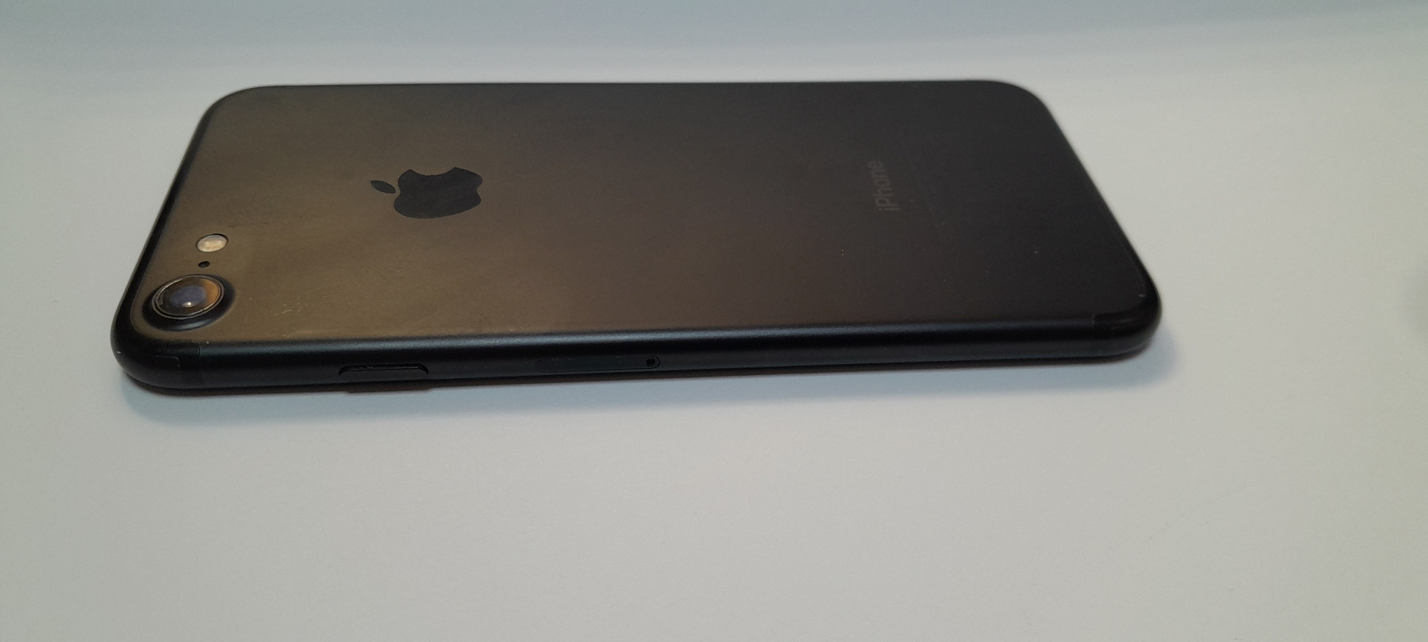 Apple iPhone 7 128Gb Black 4