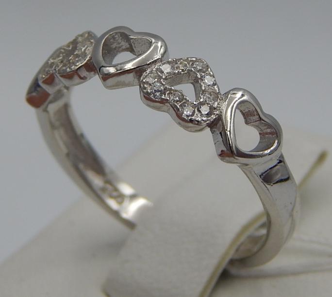 Серебряное кольцо с цирконием (28350422) 4