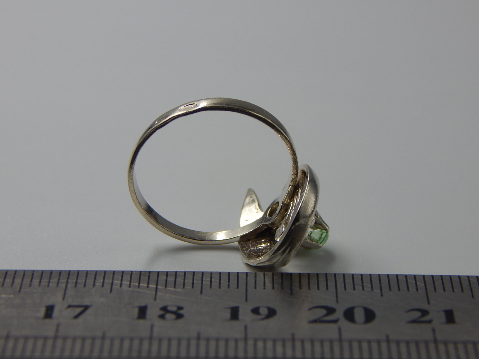Серебряное кольцо с цирконием (32490622) 4