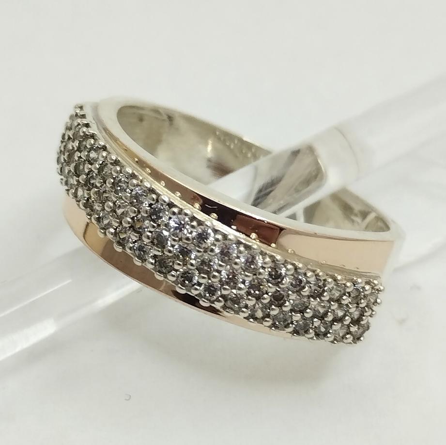Серебряное кольцо с золотой вставкой и цирконием (33298874) 0