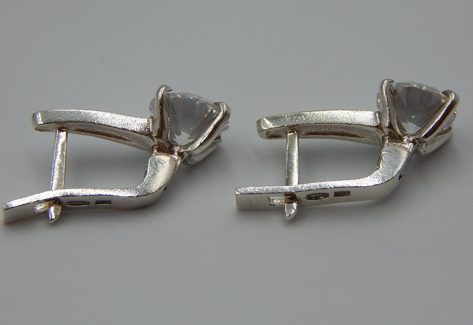 Серебряные серьги с позолотой и цирконием (32594267) 4