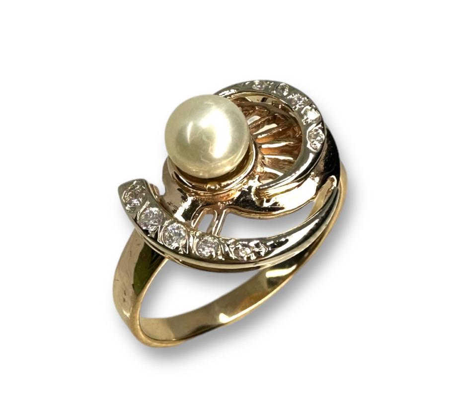 Кольцо из красного и белого золота с жемчугом и цирконием  (30803353) 0