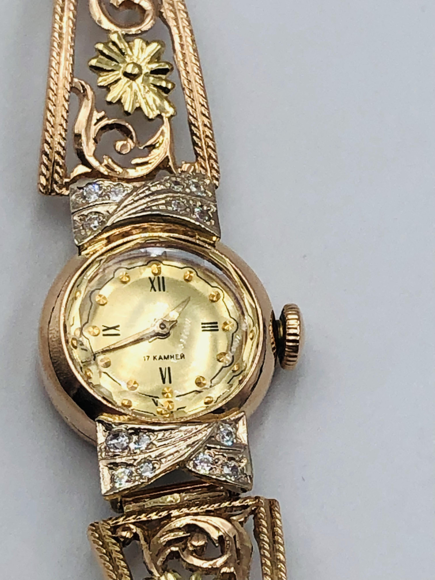 Золотые часы с цирконием (33379011) 3
