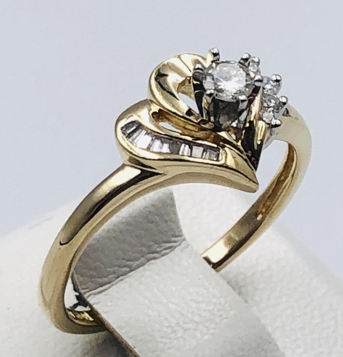 Кольцо из желтого золота с бриллиантом (-ми) (33616085)  0