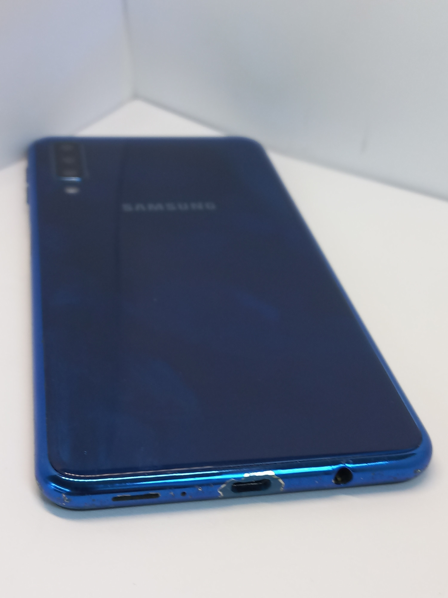 Samsung Galaxy A7 (SM-A750FN) 2018 4/64Gb 2