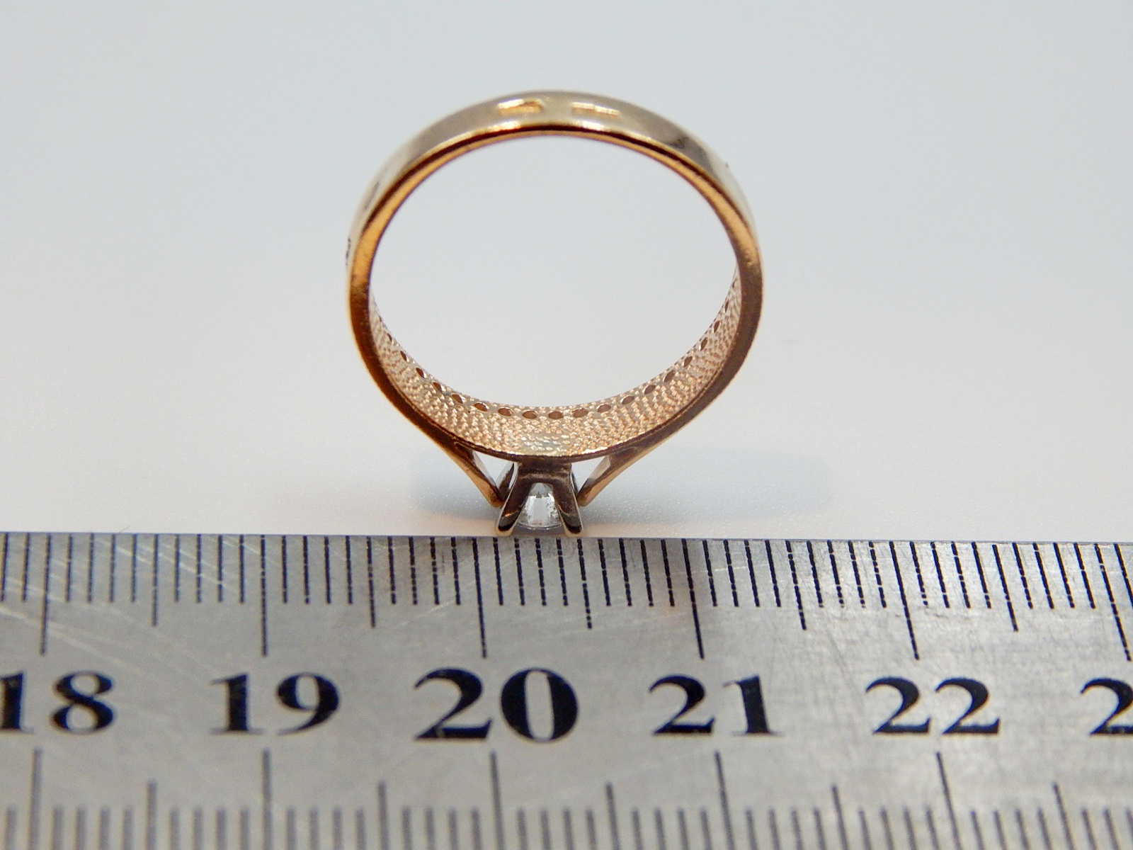 Кольцо из красного золота с цирконием (33661780) 2