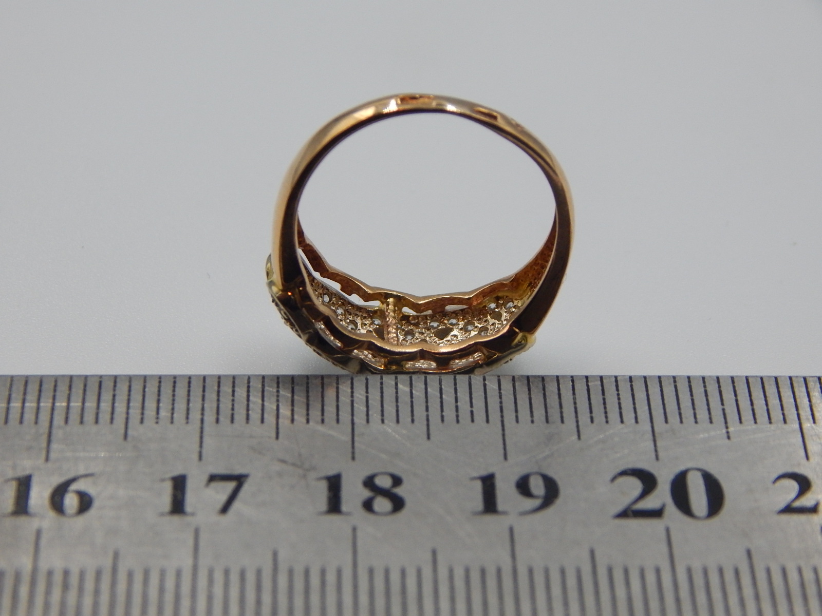 Кольцо из красного и белого золота с цирконием (32184971)  6