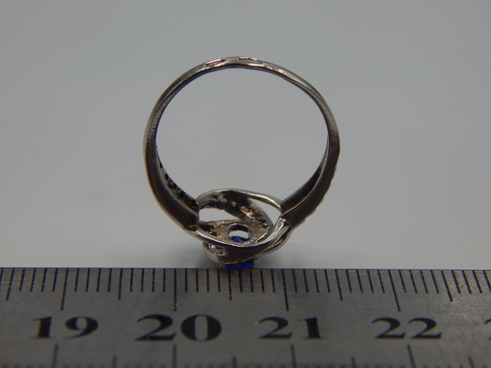 Серебряное кольцо с цирконием (33227087) 3