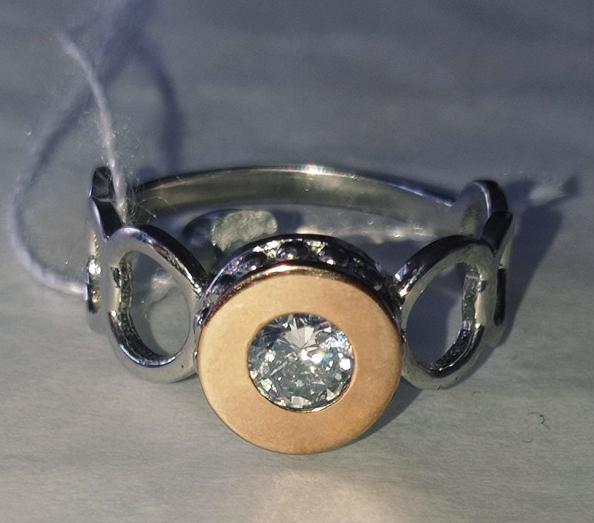 Серебряное кольцо с золотой вставкой и цирконием (14587937) 0