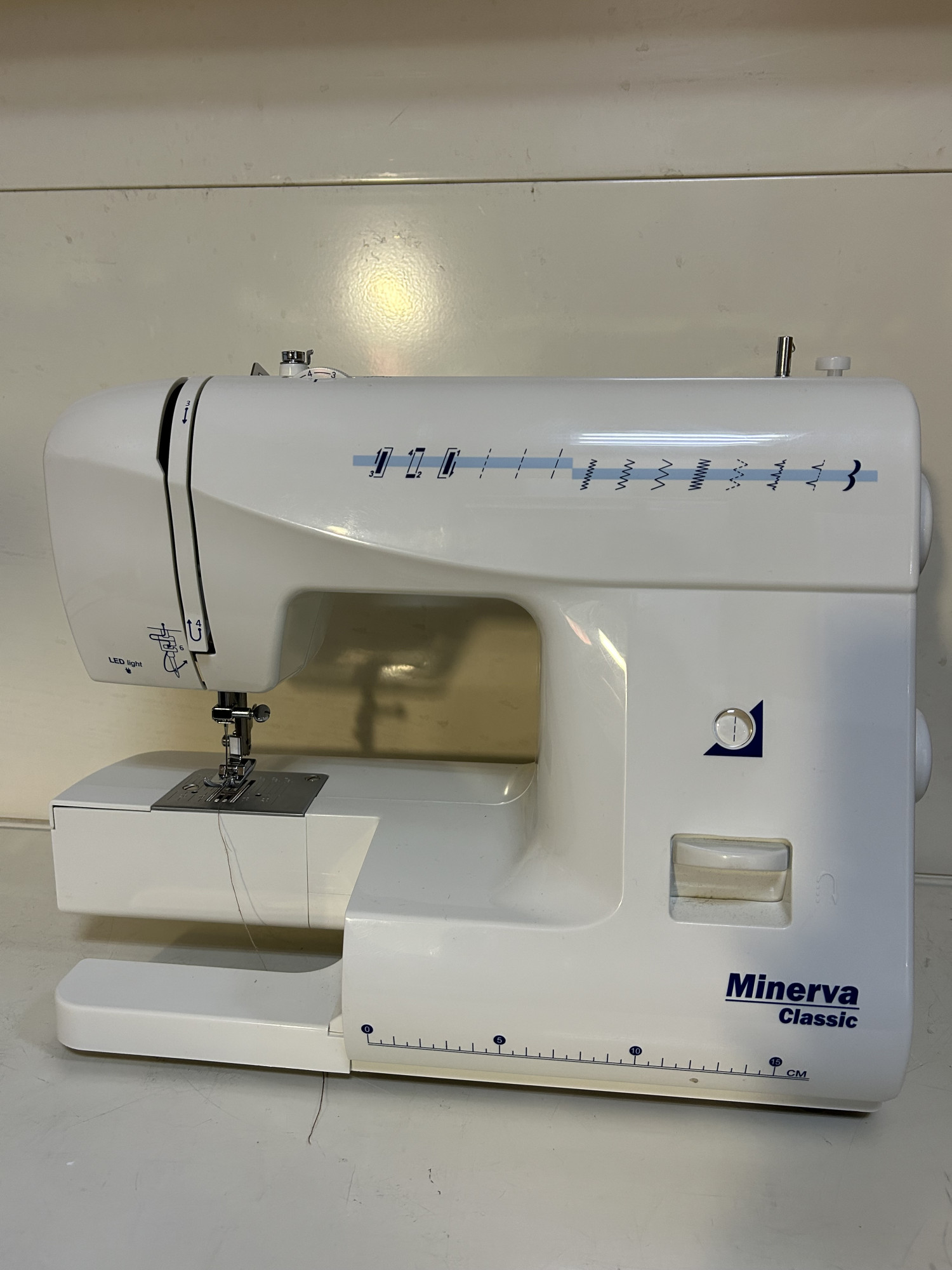 Швейная машинка Minerva Classic 0