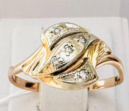 Кольцо из красного и белого золота с цирконием (33196574)  0