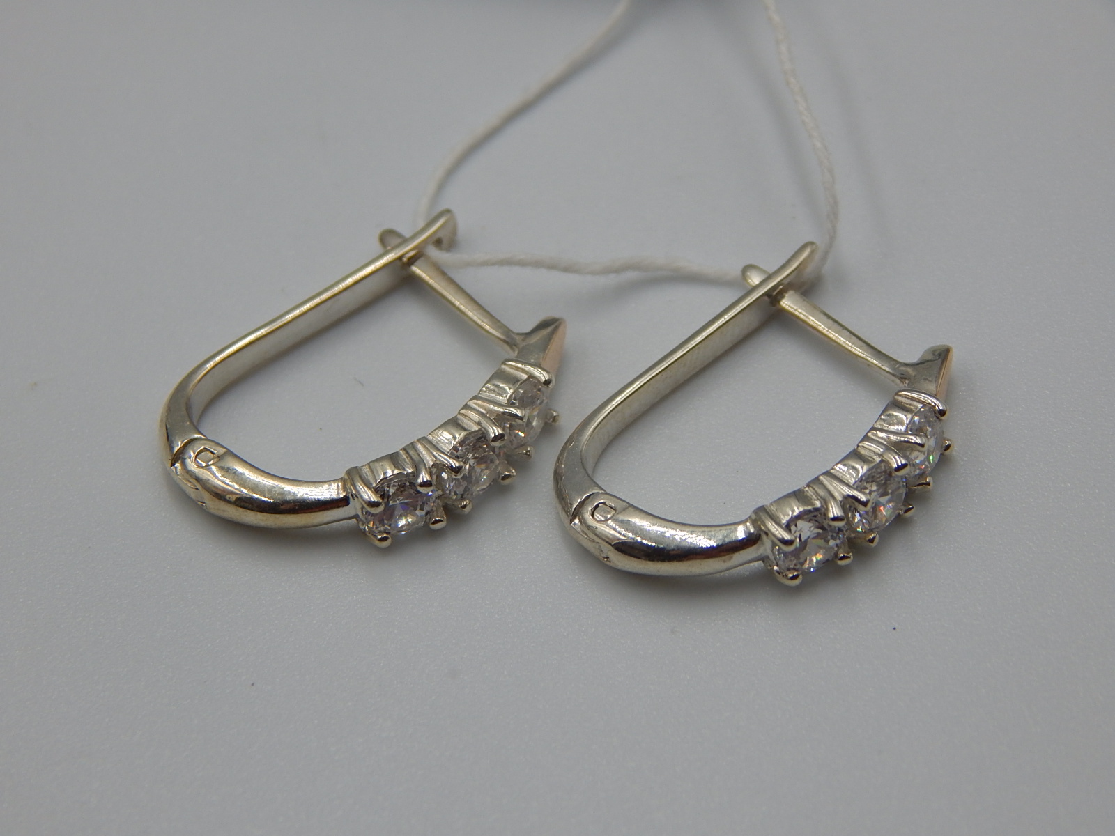 Срібні сережки з позолотою та цирконієм (31625556) 4