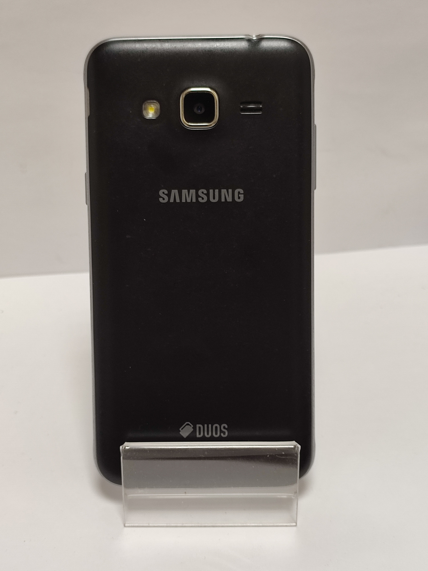 Samsung Galaxy J3 2016 Black (SM-J320HZKD) 1/8Gb 1