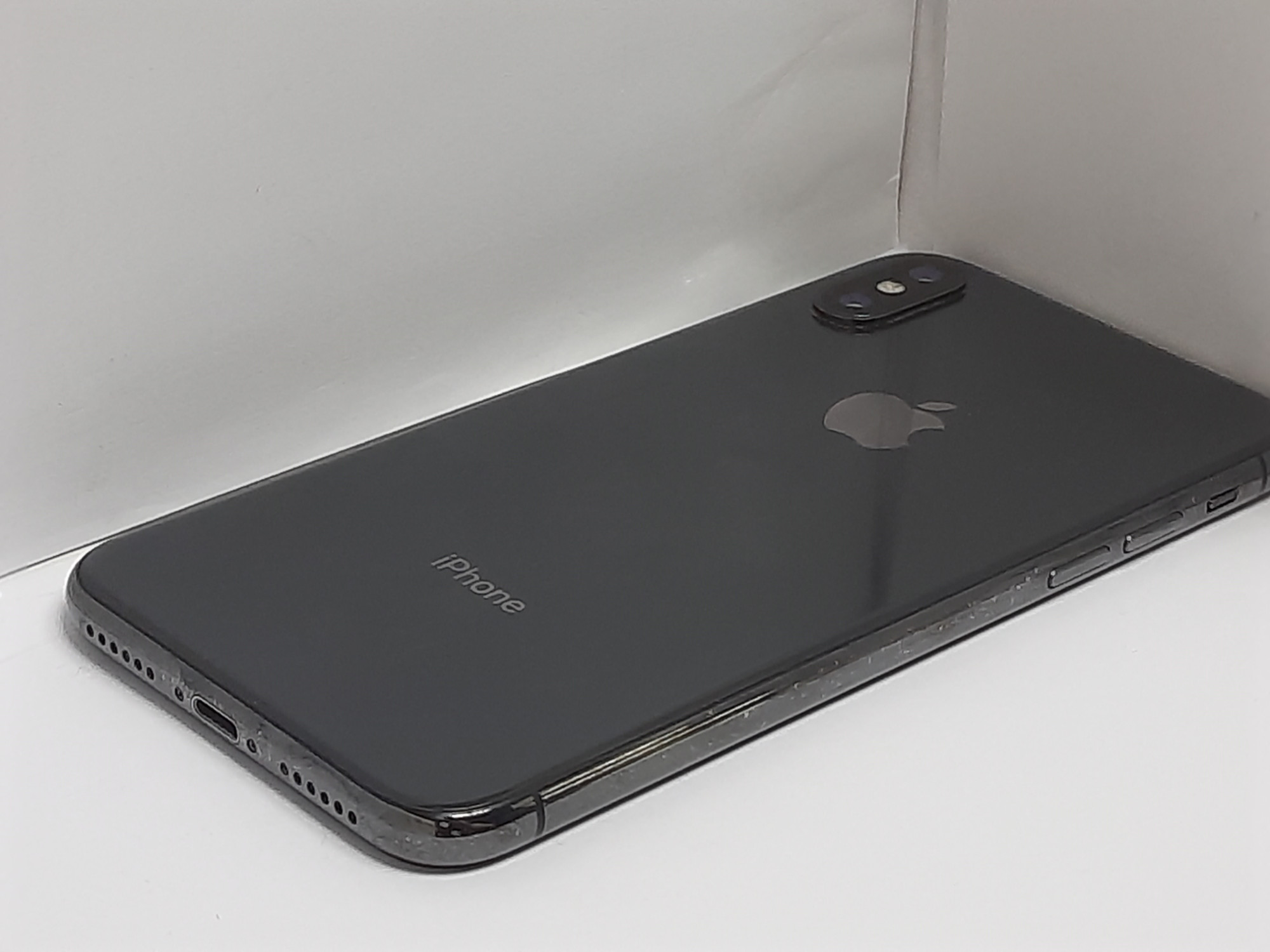 Apple iPhone X 64Gb Space Gray (MQAC2) 3