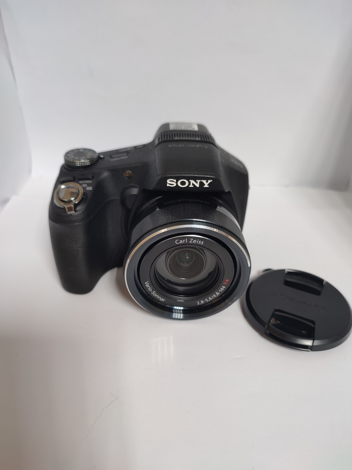 Фотоаппарат Sony Cyber-Shot DSC-HX100V 0