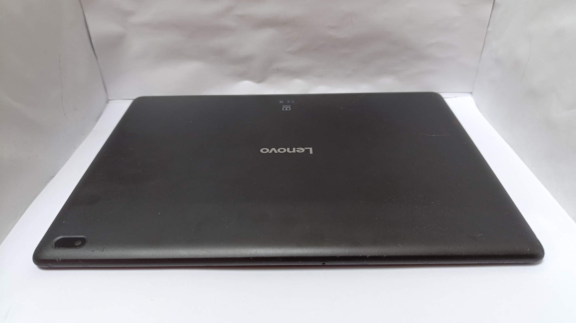 Планшет Lenovo Tab E10 TB-X104L LTE 3/32GB Slate Black 2