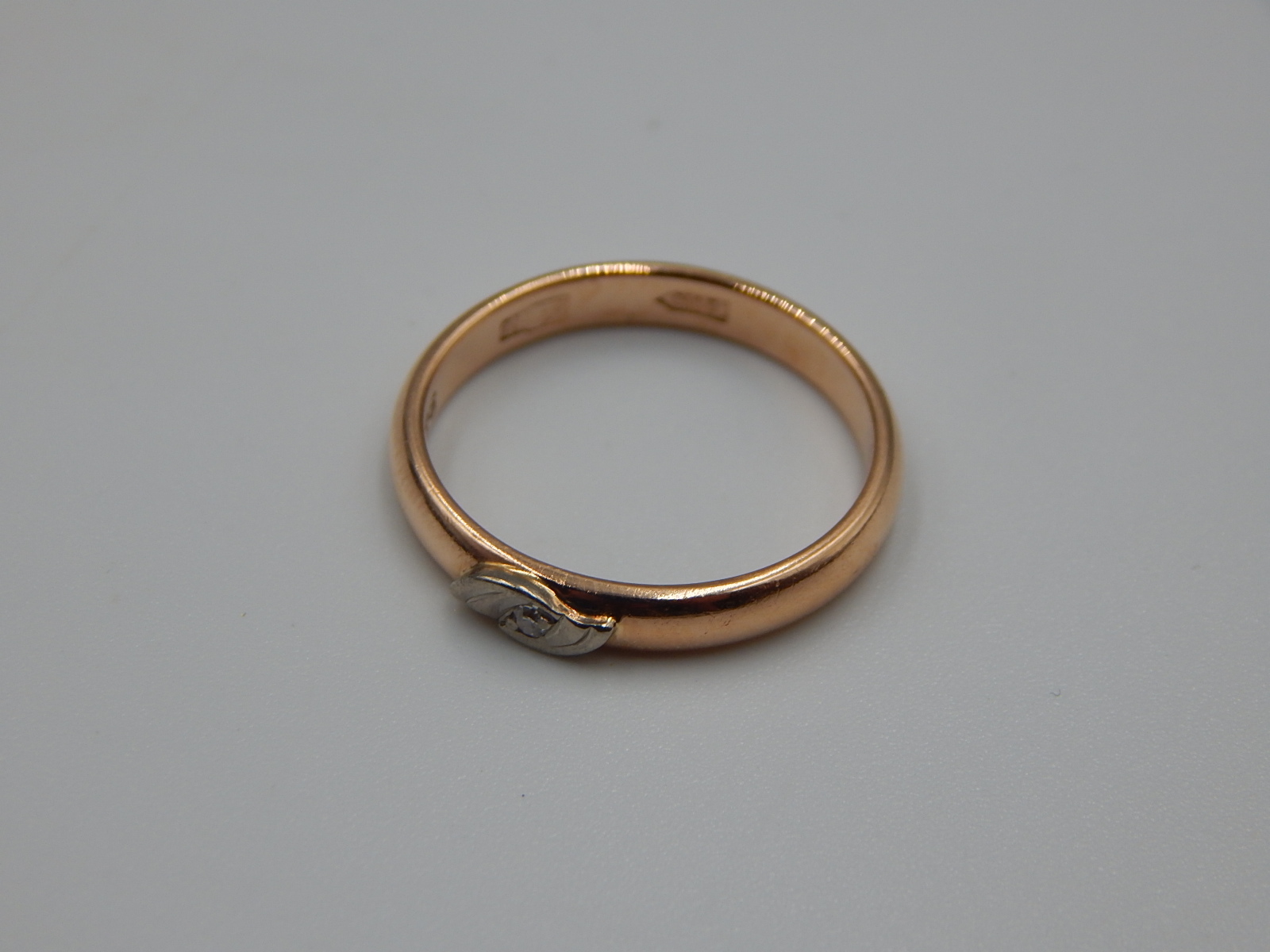 Кольцо из красного и белого золота с бриллиантом (-ми) (31647308) 2