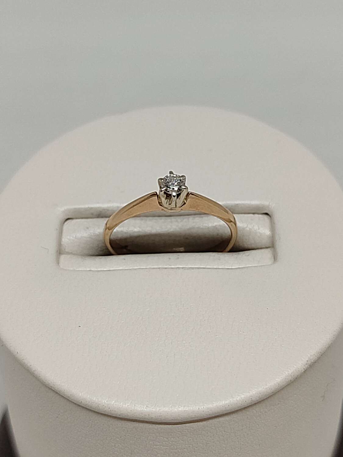 Кольцо из красного и белого золота с бриллиантом (-ми) (33146857) 1