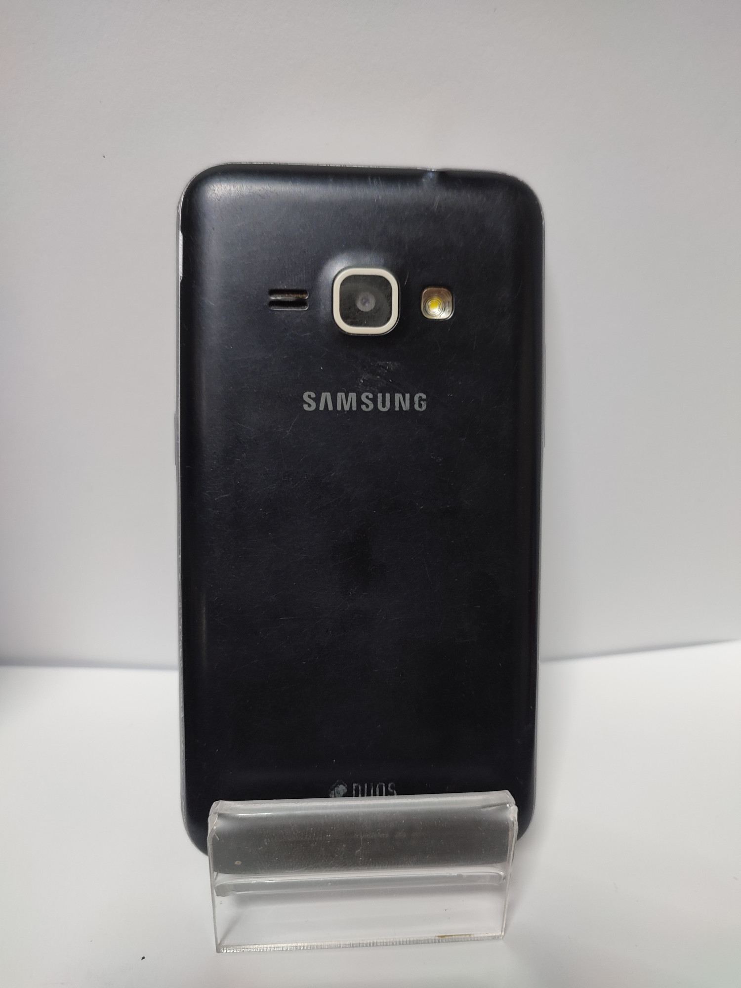 Samsung Galaxy J1 (SM-J120H) 1/8Gb 1
