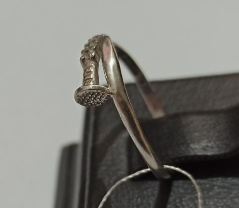 Серебряное кольцо с цирконием (30515213) 1