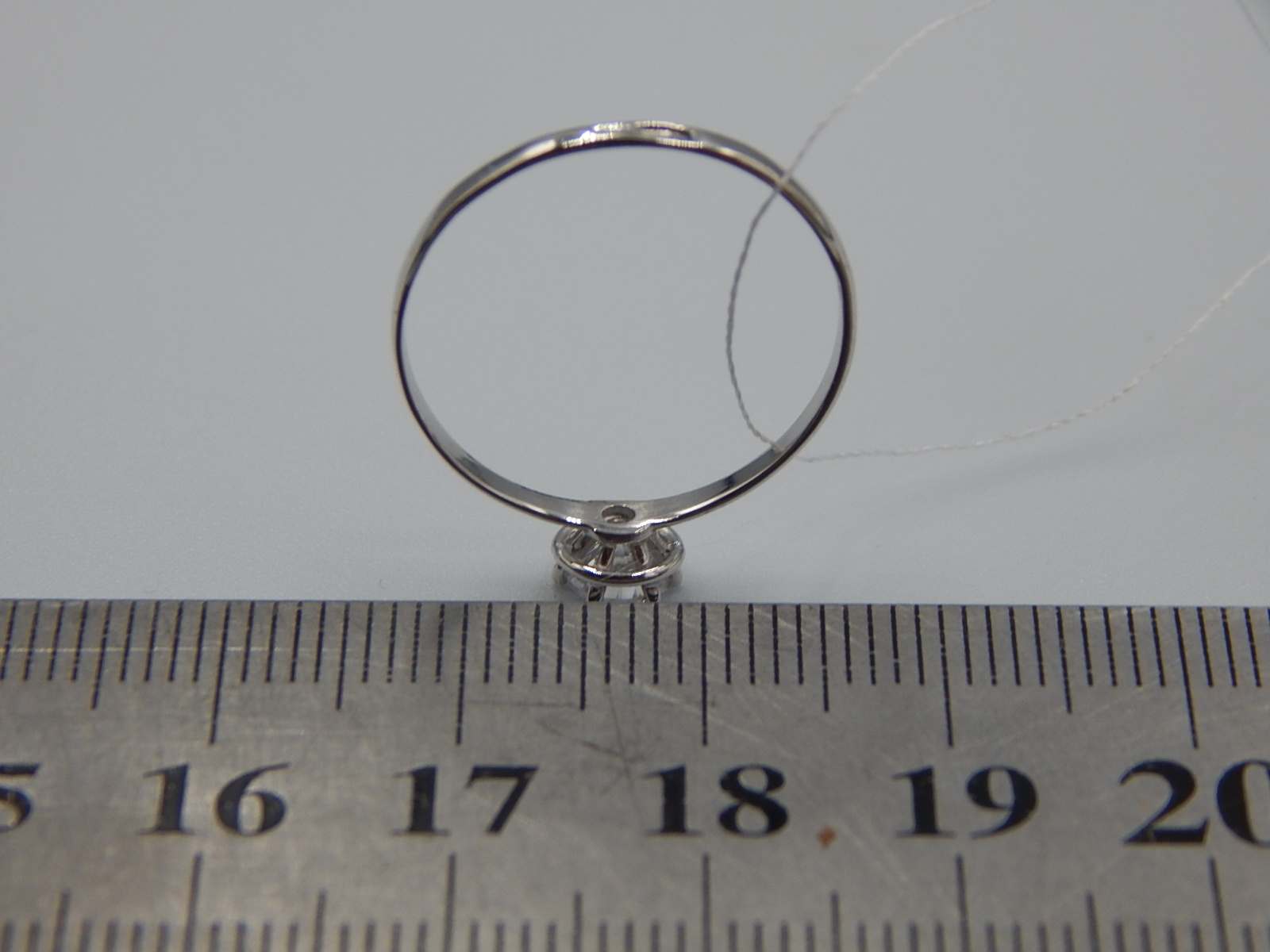 Серебряное кольцо с цирконием (31291711) 3